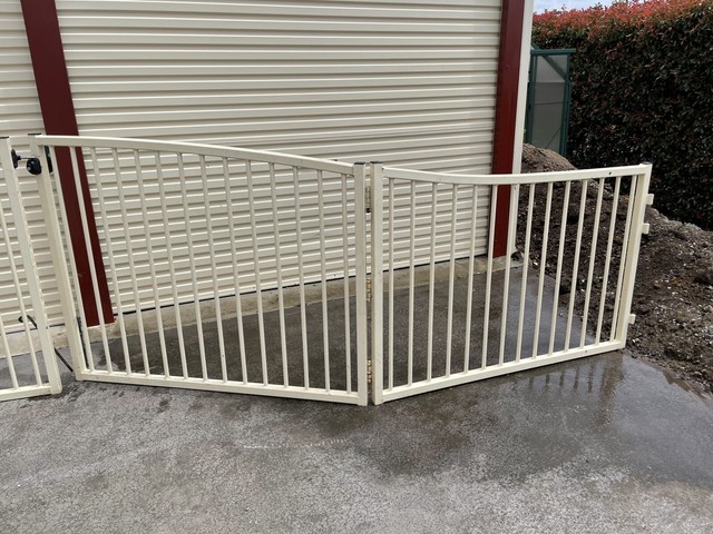 driveway baby gate