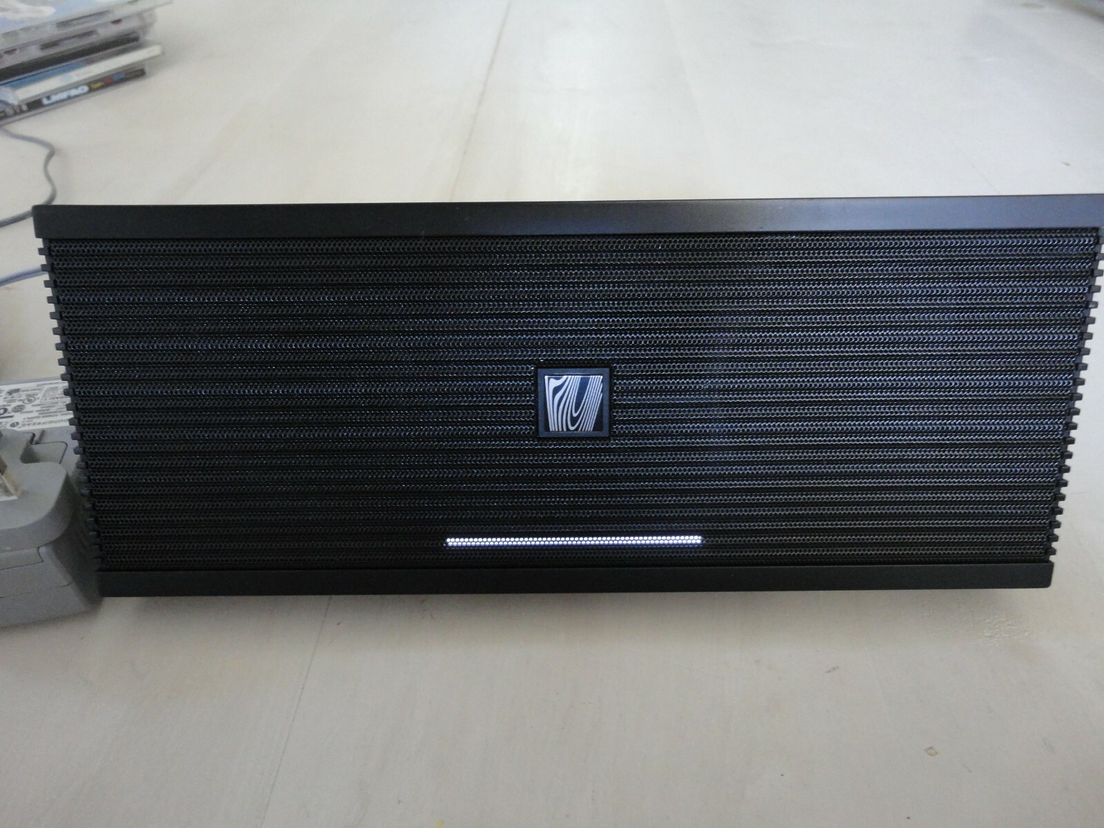 Soundfreaq SFQ04 Sound Kick Portable Bluetooth Speaker Hi Fi Equipment