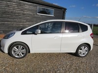 2014 Honda Jazz 1.4 i-VTEC ES PLUS LOW MILEAGE HATCHBACK Petrol Manual