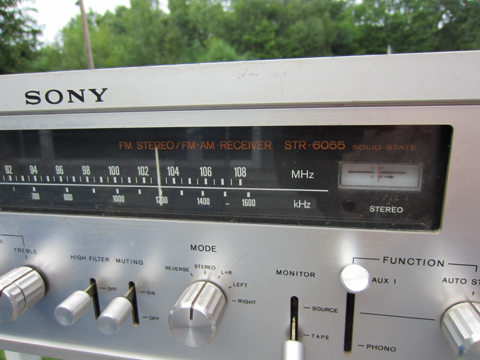 SONY STR 6055 Stereo Receiver Solid State 40 watt/channel Amplifier Vintage