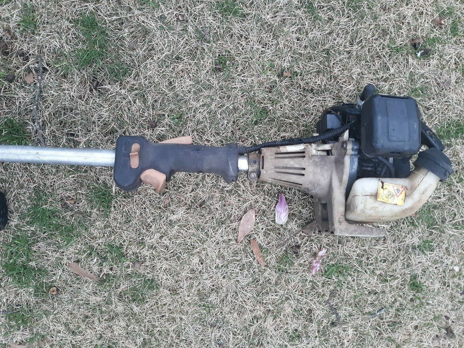 Stihl FS 80R / fs 85 Commercial String Trimmer / Straight Shaft Weedeater