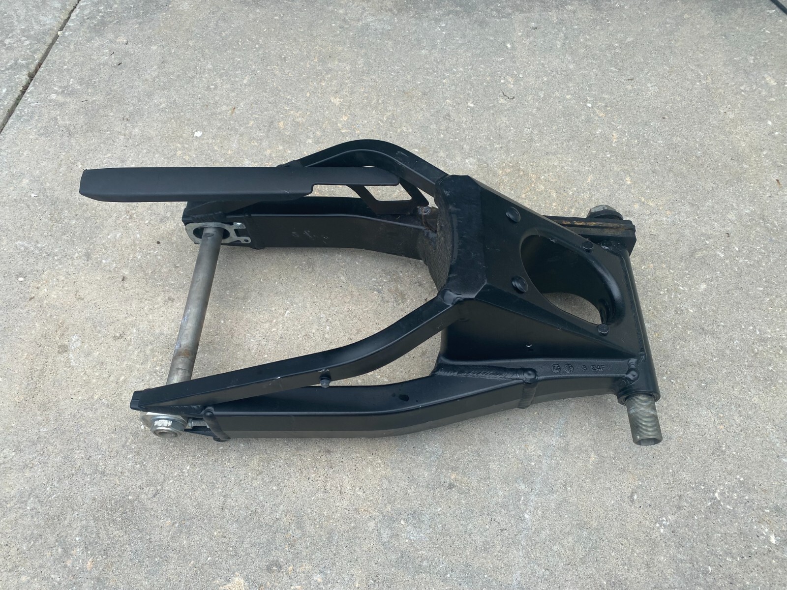 2022 2023 SUZUKI HAYABUSA GSXR1300R REAR SWINGARM BACK