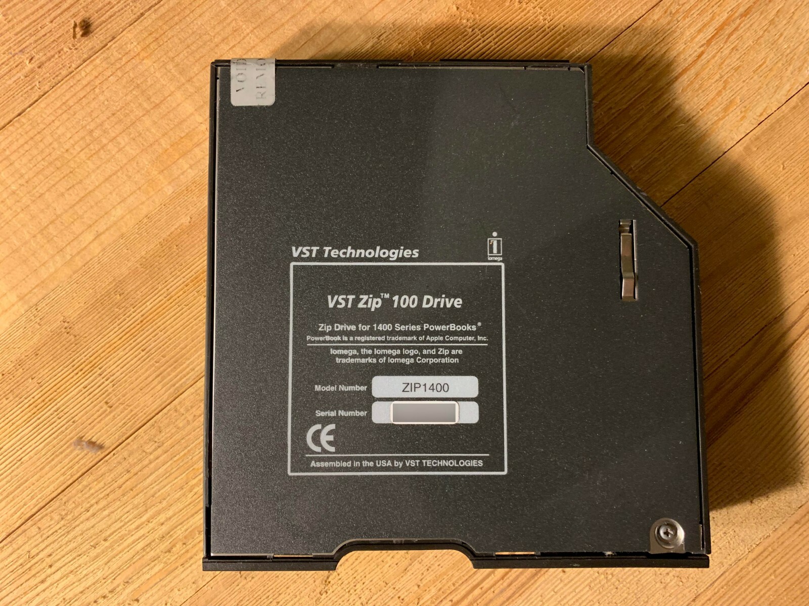 vst technologies inc zip 100 drive zip1400 for the powerbook 1400