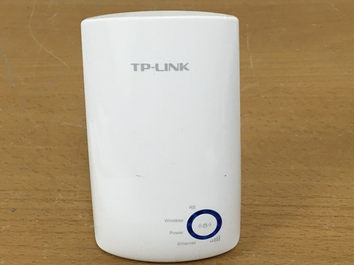 TP-Link 300Mbps WiFi Extender Wireless N Range Booster Repeater Plug