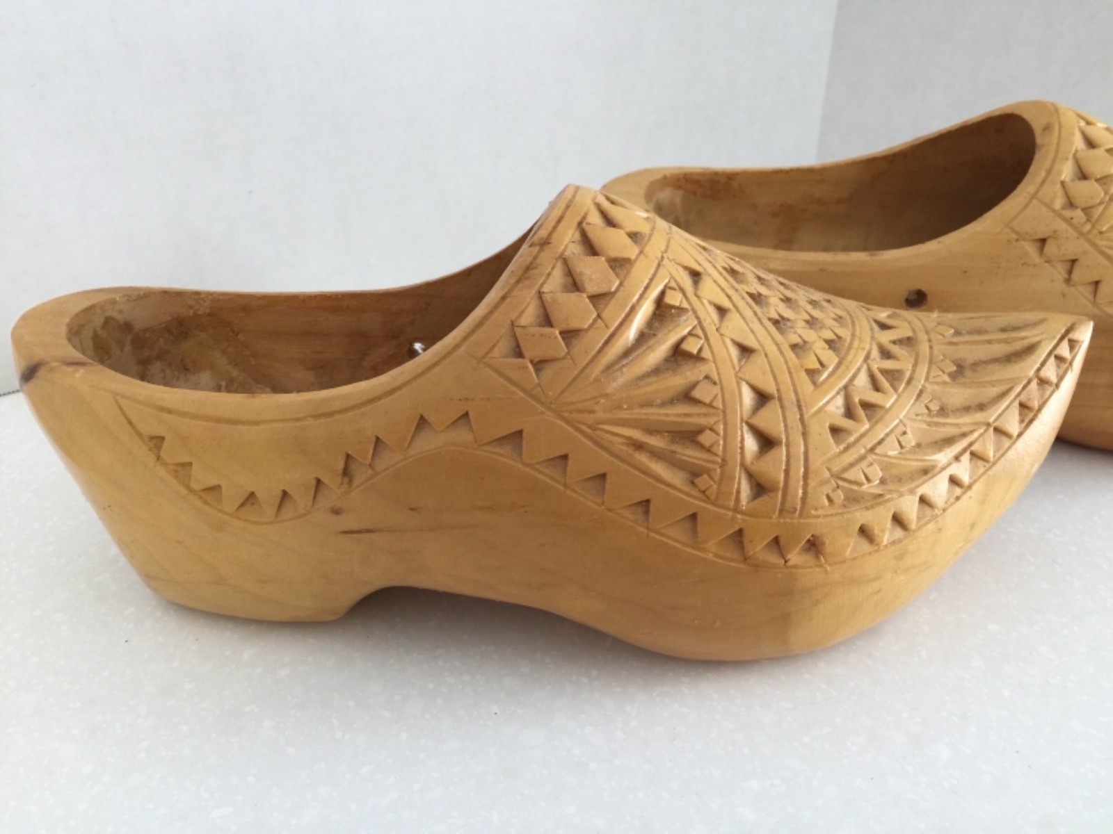 Wooden Shoes Holland Klompen Hand Carved Clogs Solid Wood Handmade - Vintage
