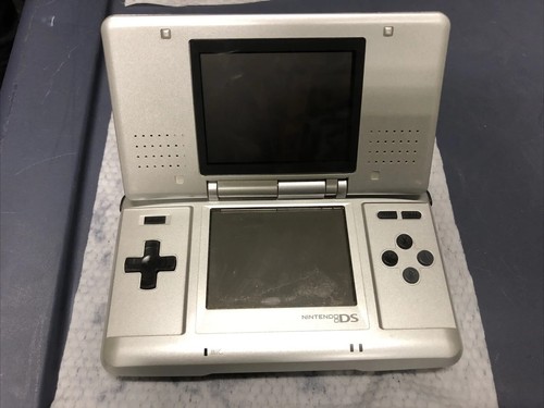 Nintendo Switch Nintendo NINTENDO DS NTR-S-TBKA 任天堂 ニンテンドーDS ターコイズブルー NTR-S-TBKA 価格比較