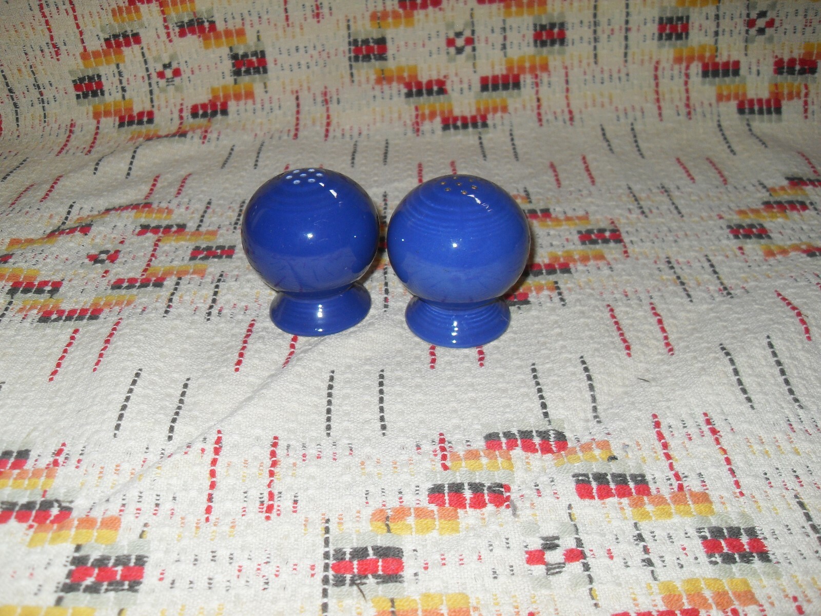 VINTAGE COBALT  FIESTA SALT & PEPPER SHAKERS   -FIESTAWARE  -        V22