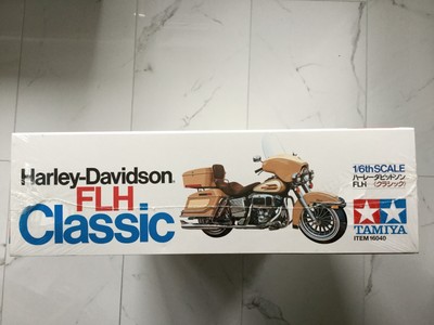 TAMIYA 1/6 HARLEY-DAVIDSON FLH CLASSIC MOTORCYCLE PLASTIC MODEL KIT # 16040 F/S