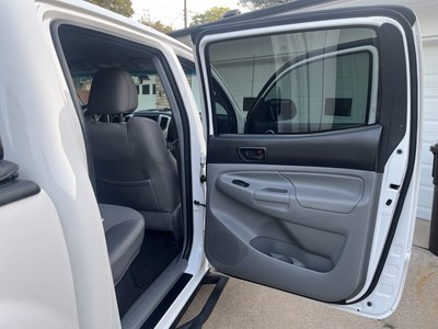 image 17 of interior