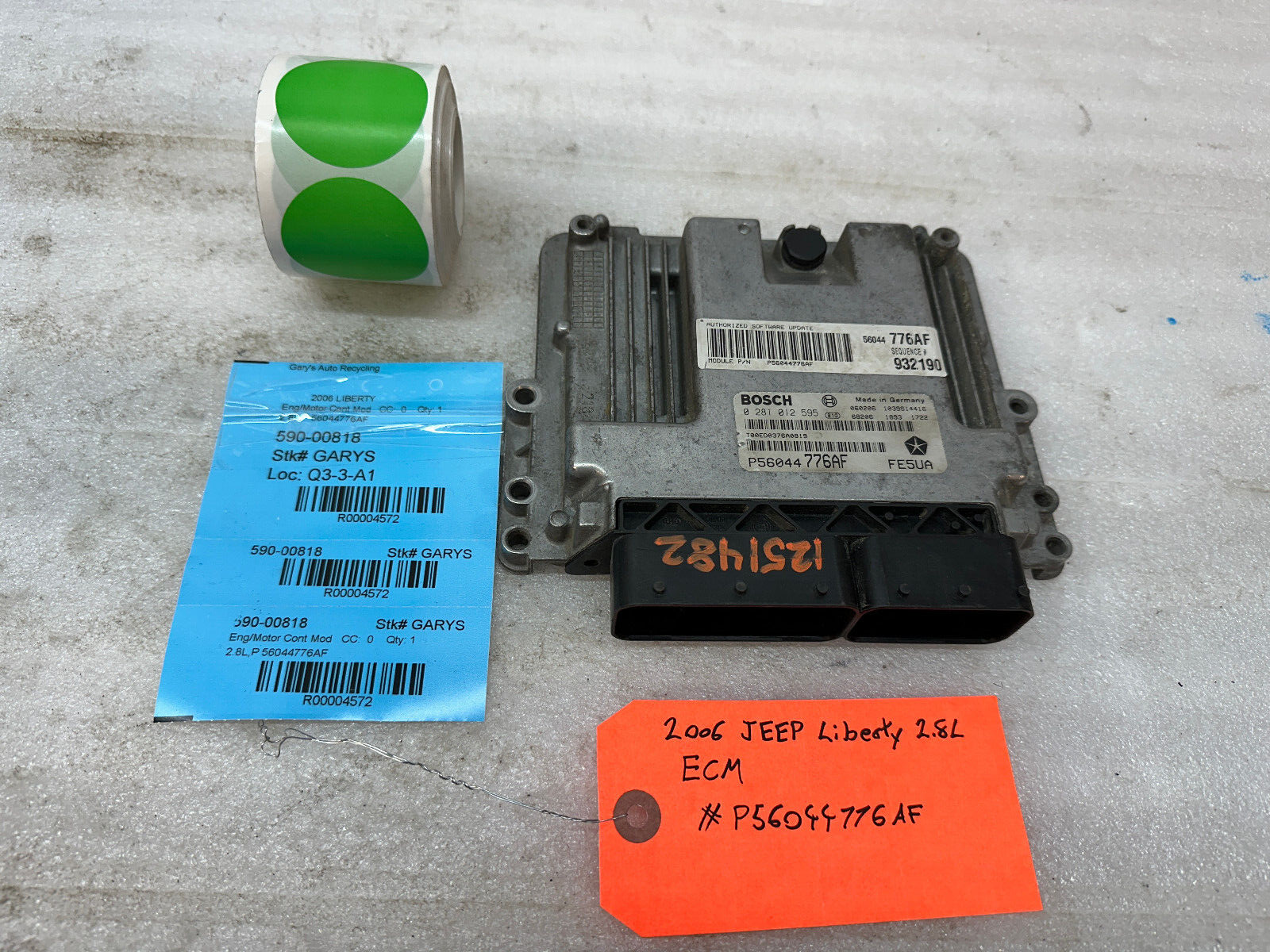 liberty　0710 06 JEEP LIBERTY CRD DIESEL 2.8 ENGINE COMPUTER ECM ECU