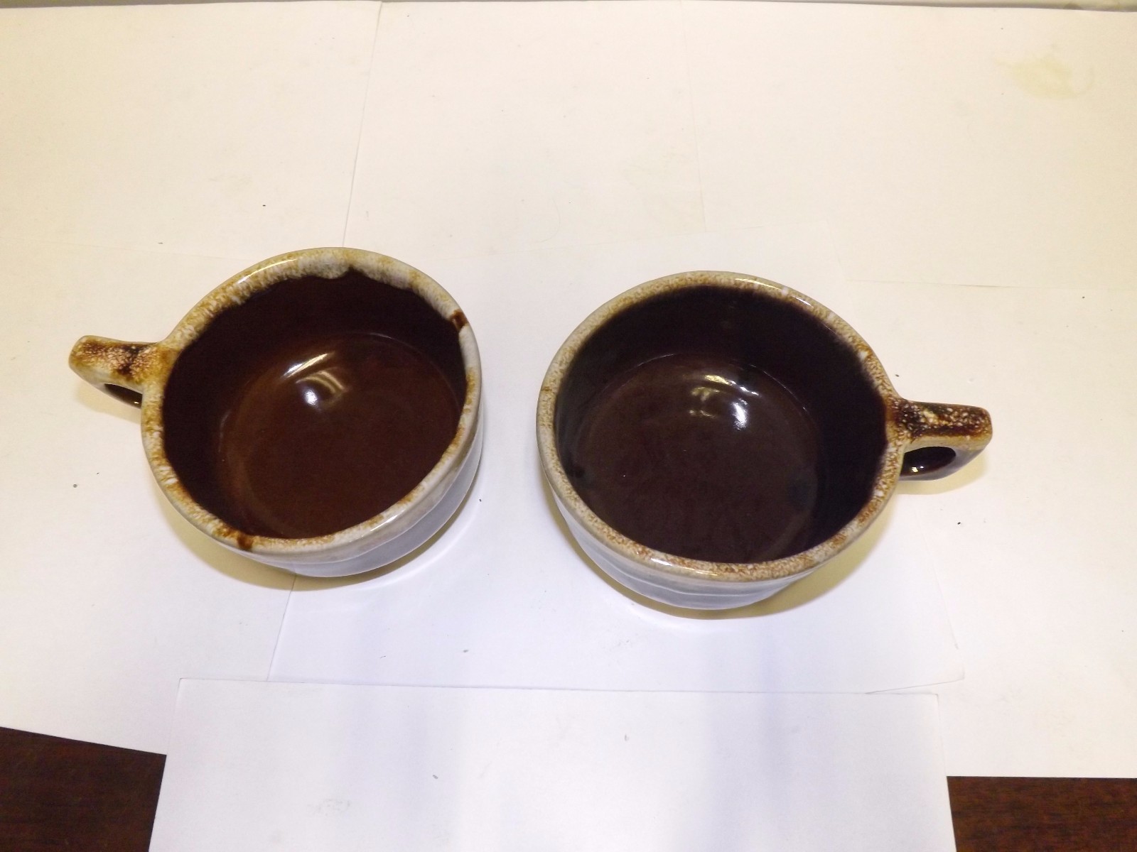 2 WS MONMOUTH MAPLE LEAF BROWN DRIP SOUP CHILI HANDLE BOWLS