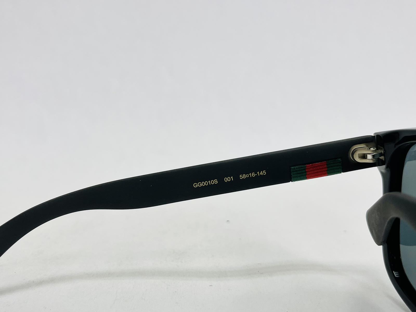 Pre-owned Gucci Stripe 0010 Black Rubber Green Web Stripe Square Unisex Sunglasses Gg0010s In Gray