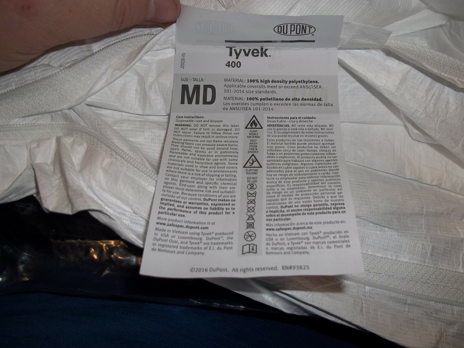 LOT OF 30 TYVEK 400 MD MEDIUM COVERALL SUIT ZIP UP ELASTIC ANKLE WRIST PPE (X1)