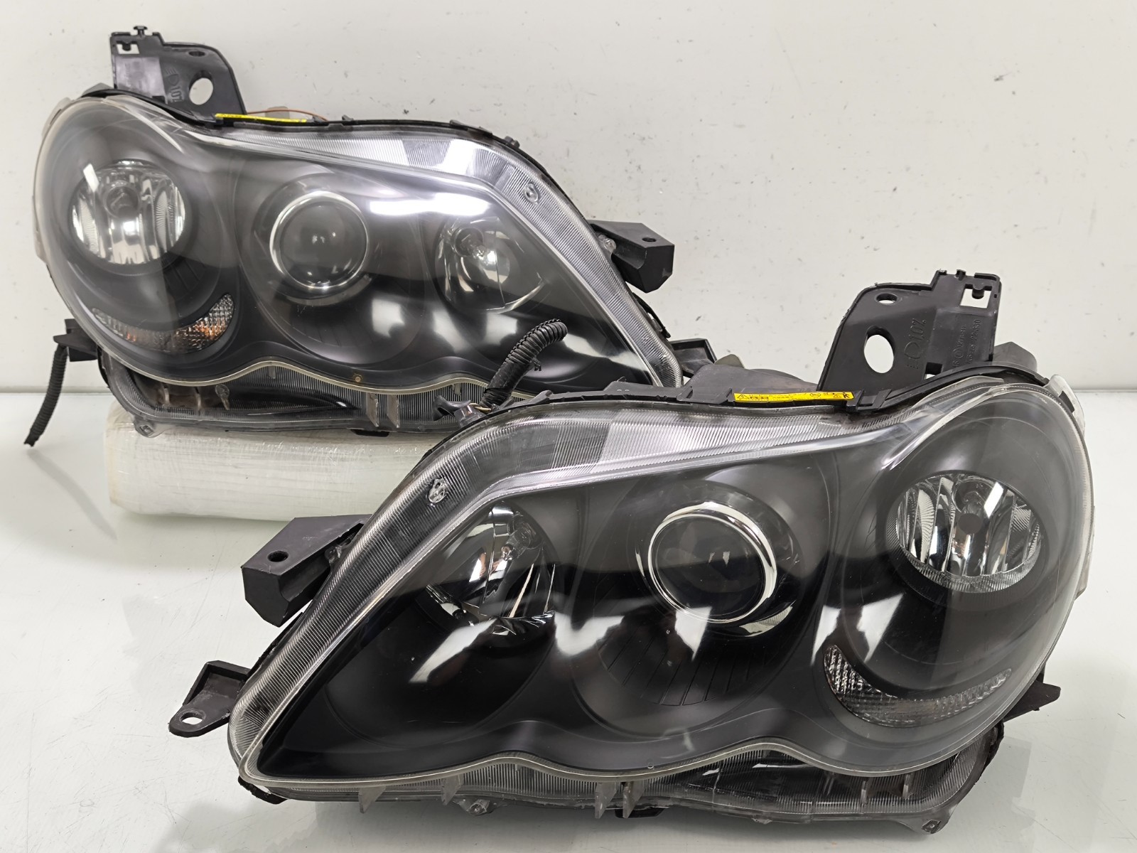1pairs Toyota MARK X GRX120 Front BLACK Head Lamp Lights