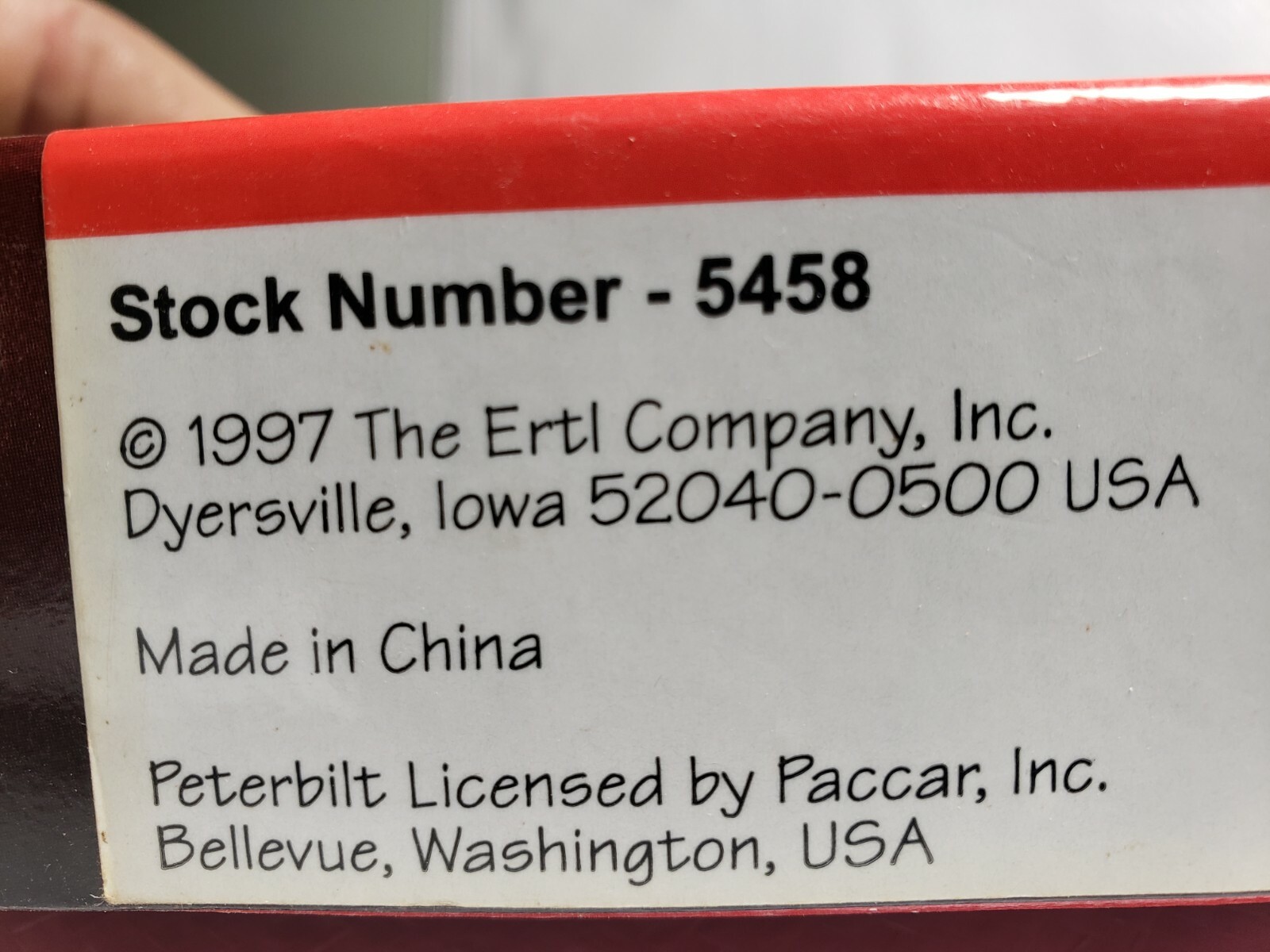 ERTL #5458  1948 Peterbilt Cab w/Flat Trailor & 2 J.D.4020 Tractors Blt-up  H.O.