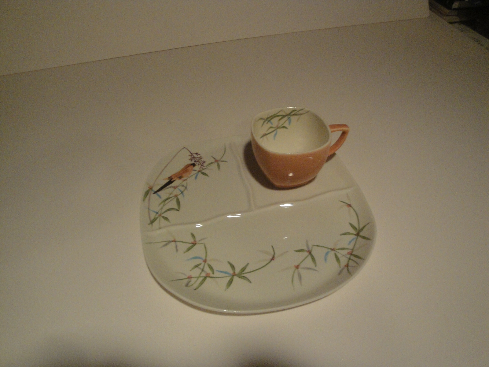 Red Wing Dinnerware Spring Song Supper Tray And Tall Coffee Cup Rare!