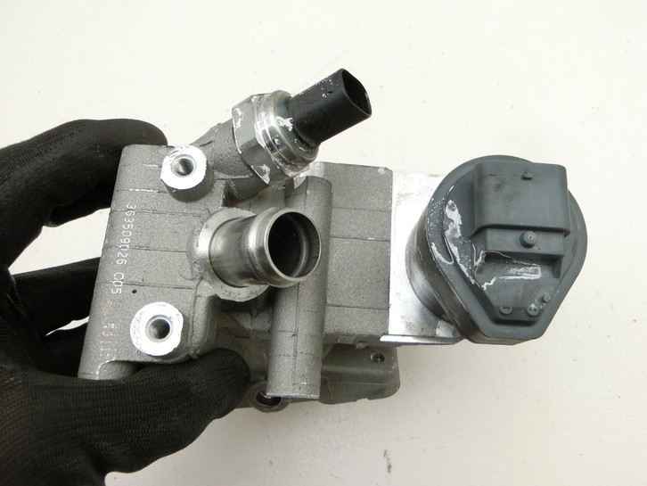 Mercedes C200 W205 14-18 2,0 135KW 274920 Abgasrückführventil EGR AGR Ventil Mercedes C200 W205 14-18 24.02.2016... Vorschau 2