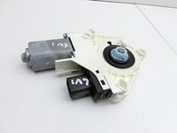 Tesla Model Y LR 20-25 5YJY Fensterhebermotor Links Vorne Tesla Model Y LR 20-25 5YJY 01.06.2023 1634424-00-A gebraucht Vorschau 2