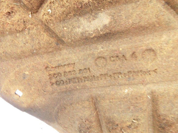 VW Passat 3C B6 06-10 Dämmung Schallisolierung für Motorhaube Dämmmatte  - Bild 4