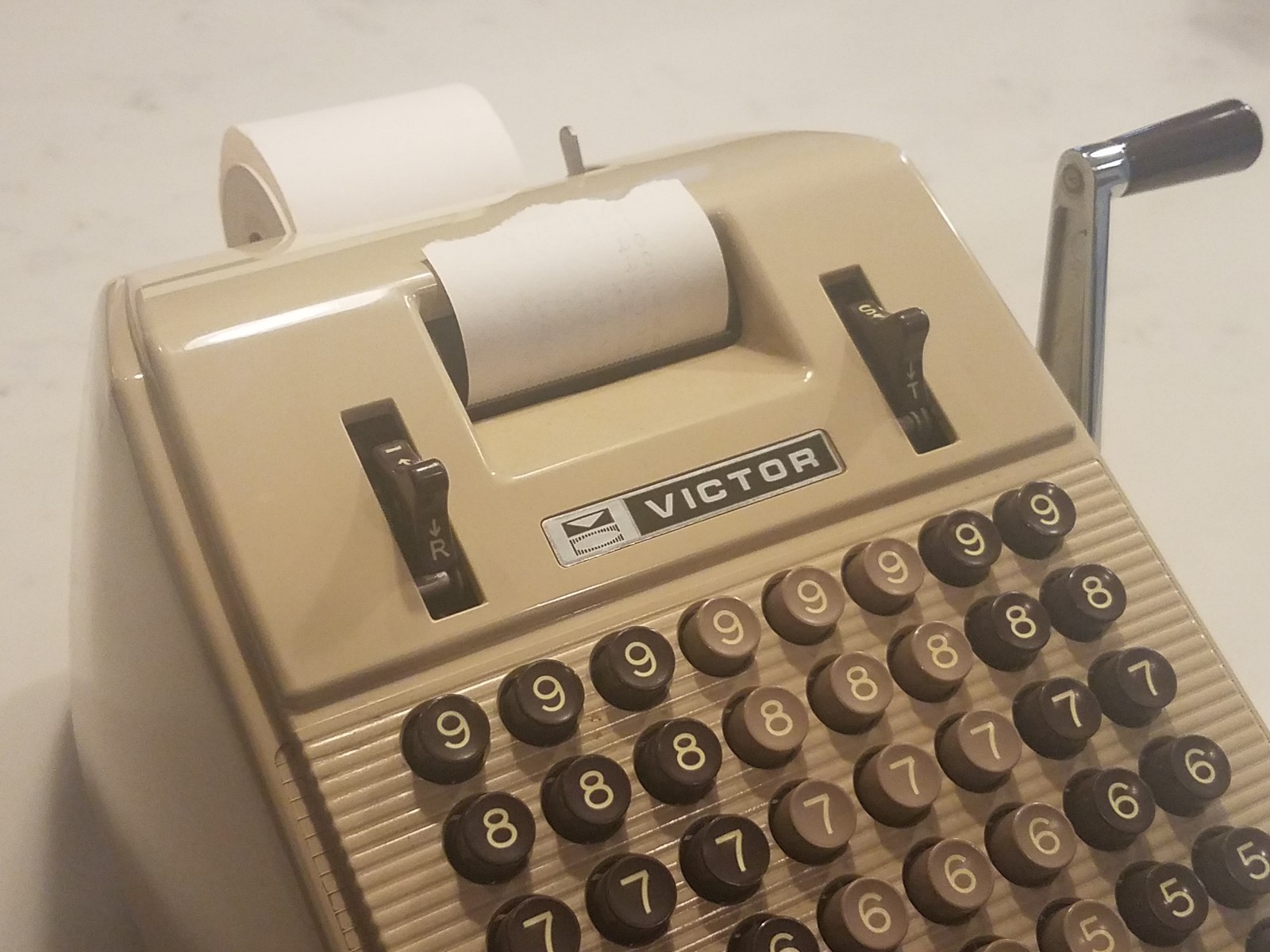 Vintage Victor Champion 72-Key Adding Machine with Manual Crank - Works Great!