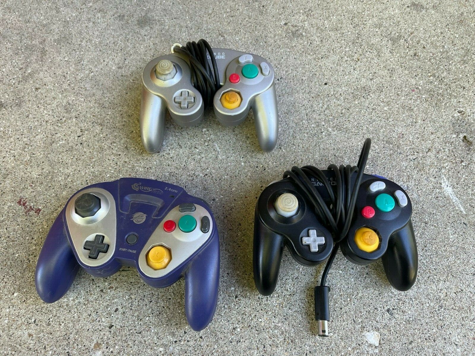 3 VINTAGE Nintendo GameCube Controller - GRAY - PURPLE and 1