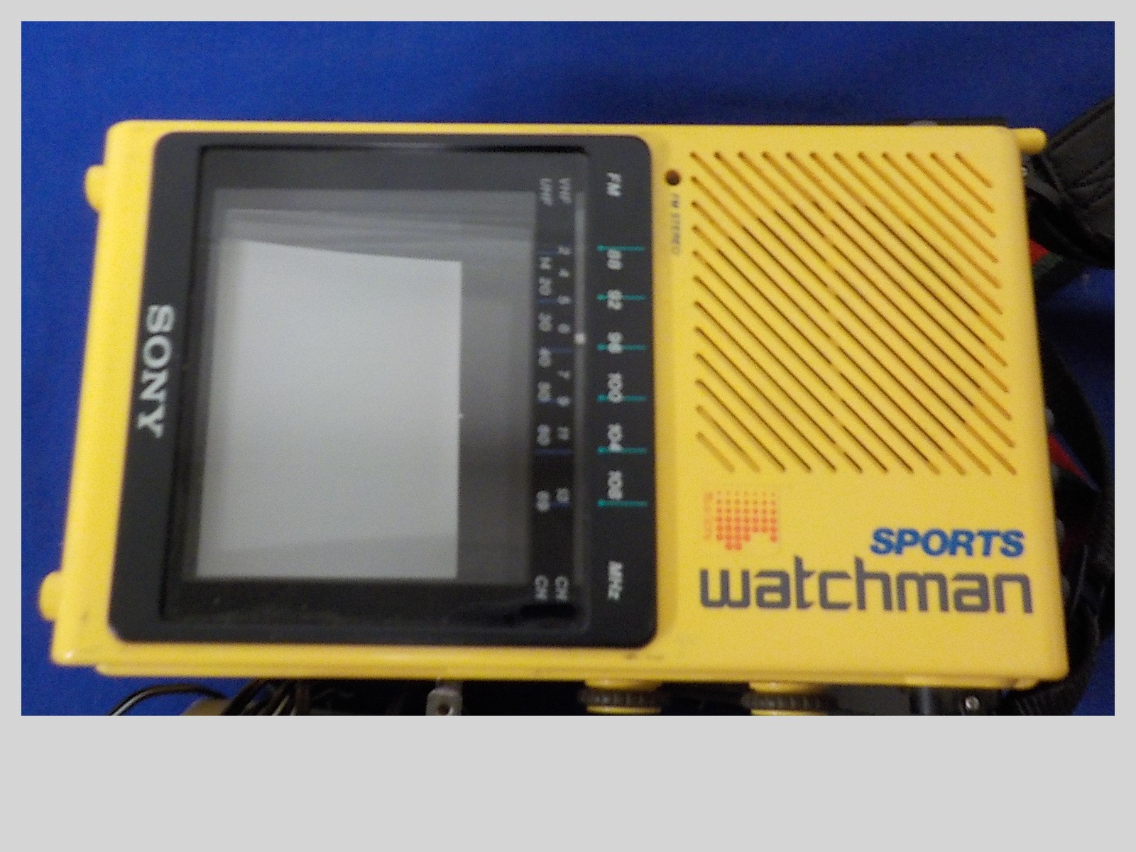 テレビ imfc17 File:Sinclair ZX80 with small television (RetroMadrid 2017