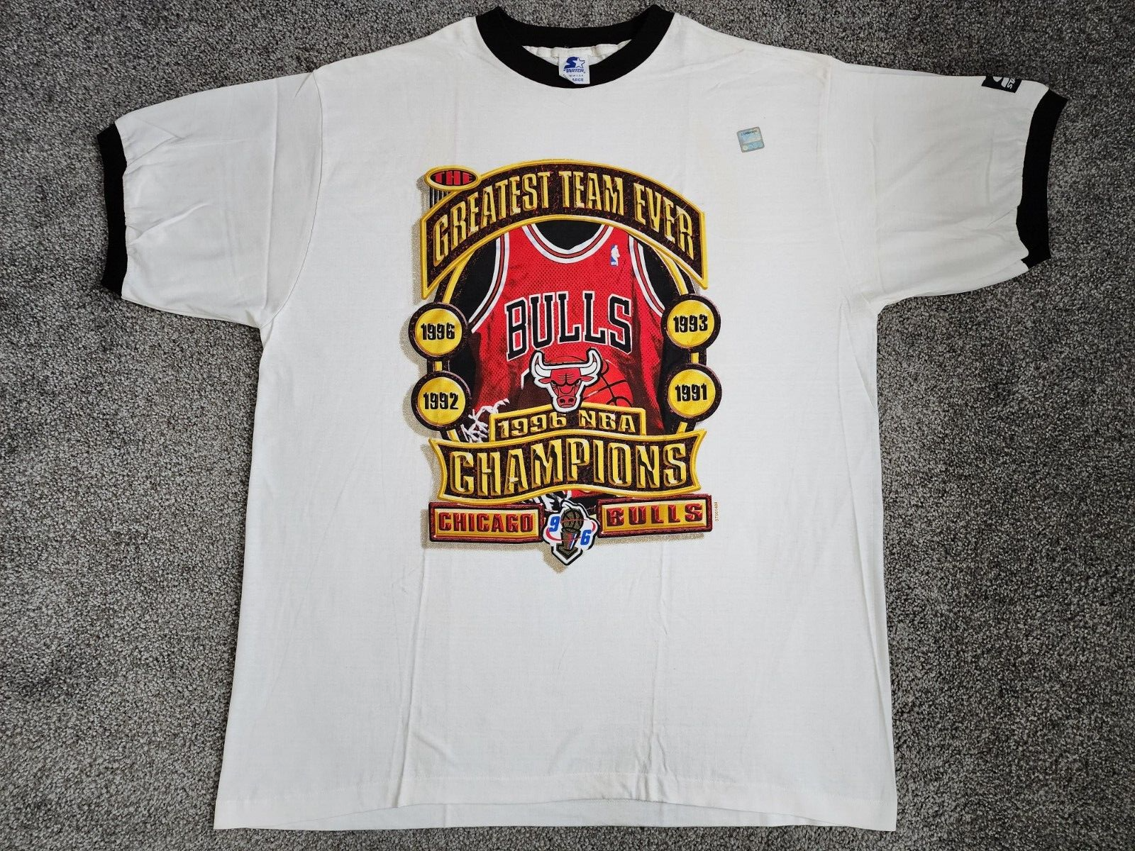 VINTAGE Starter Chicago Bulls t-shirt 1996 NBA Champions