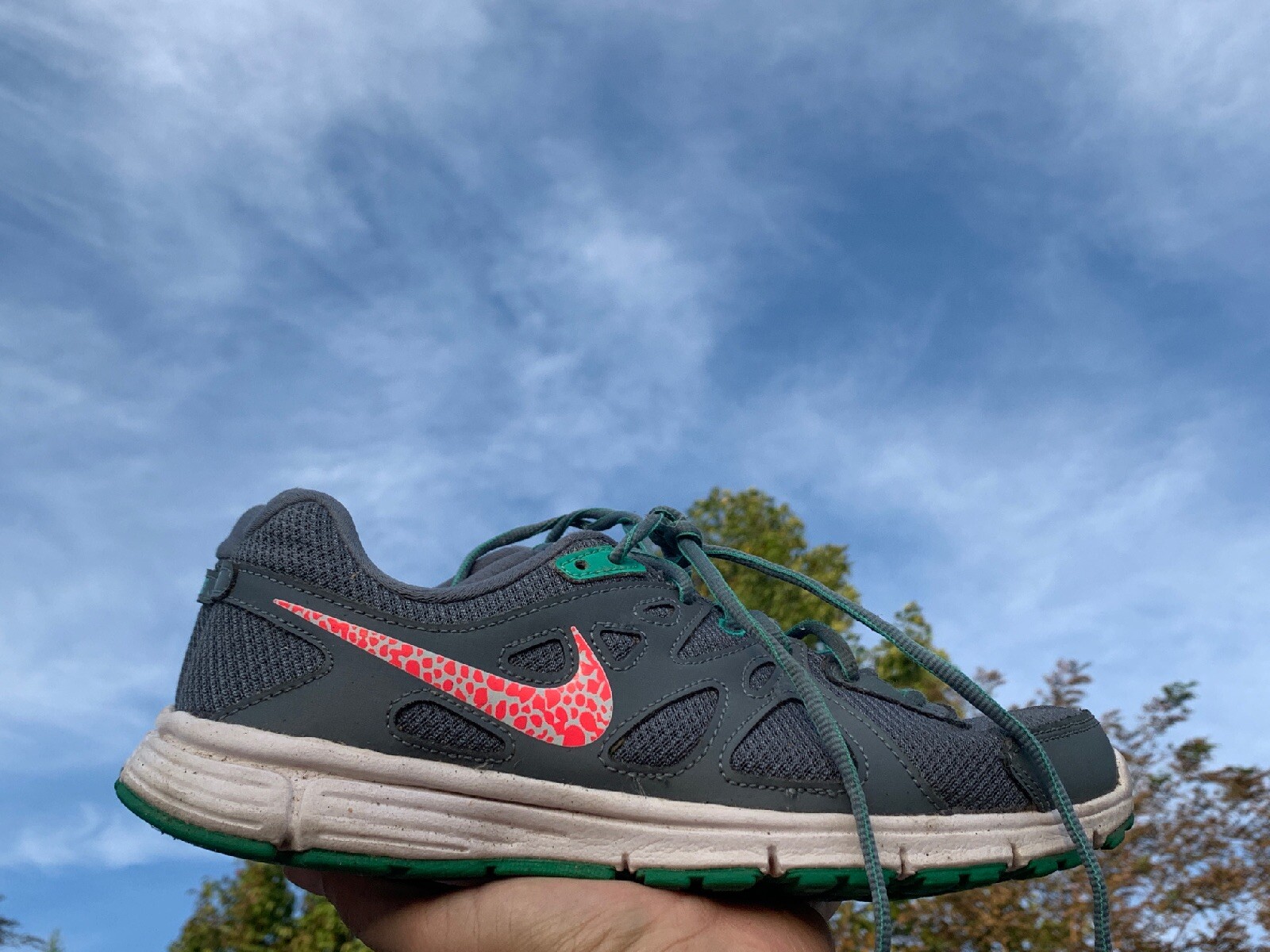 nike pink tie dye shoes