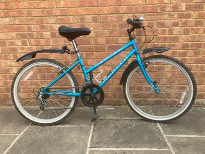 Apollo Vertigo 2600 Girl's Bike Metallic Blue 24" wheels, 14" frame