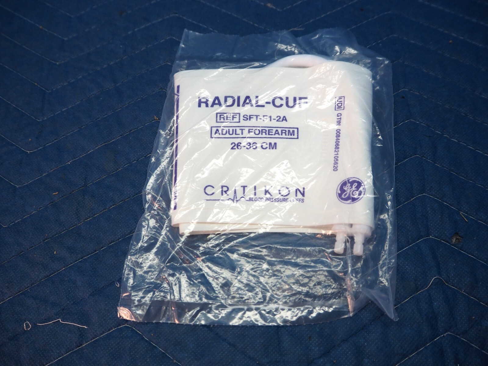 健康・医学 Occlusion CRITIKON DURA-CUF Blood Pressure Cuffs with 1-Tube Connector