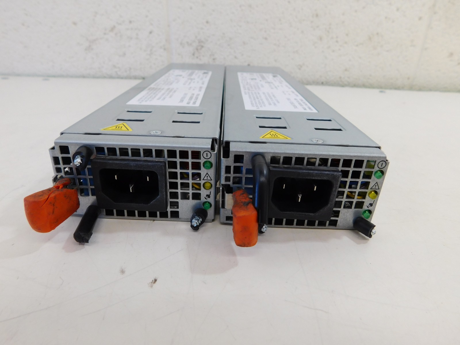 Lot of 2 Dell DM/N Z670P-00 670W PowerEdge Server power supply 7001080-Y100