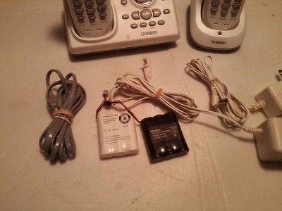 Uniden DXAI4588-2 2.4GHz Cordless Telephone