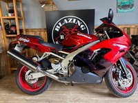 Kawasaki ZX9r zx 9 super sport motorcycle