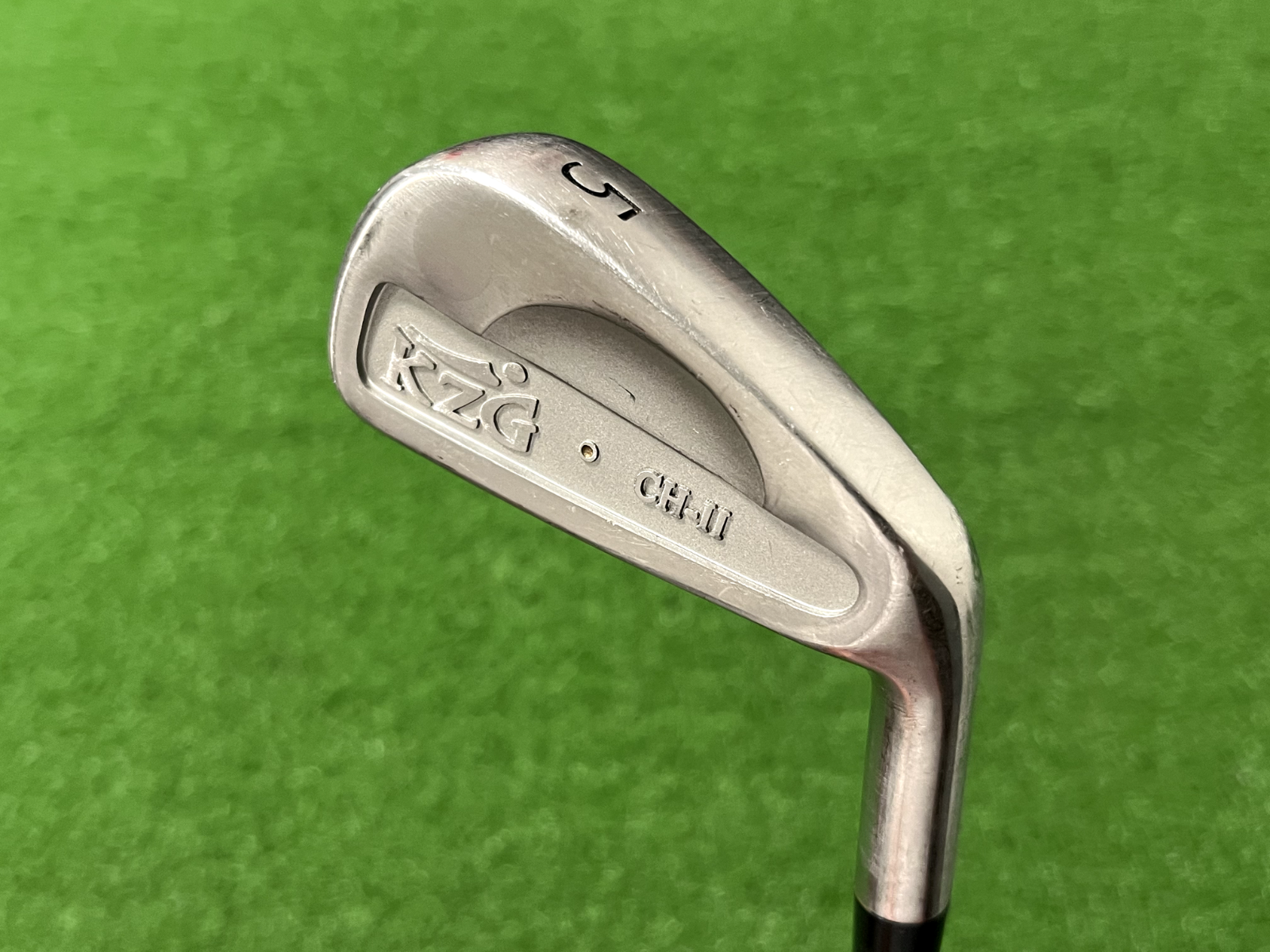 KZG U (2) HYBRID 18* Right Handed Graphite MFS 65 STIFF KJ KZG U (2) HYBRID 18* Right Handed Graphite MFS 65 STIFF KJ