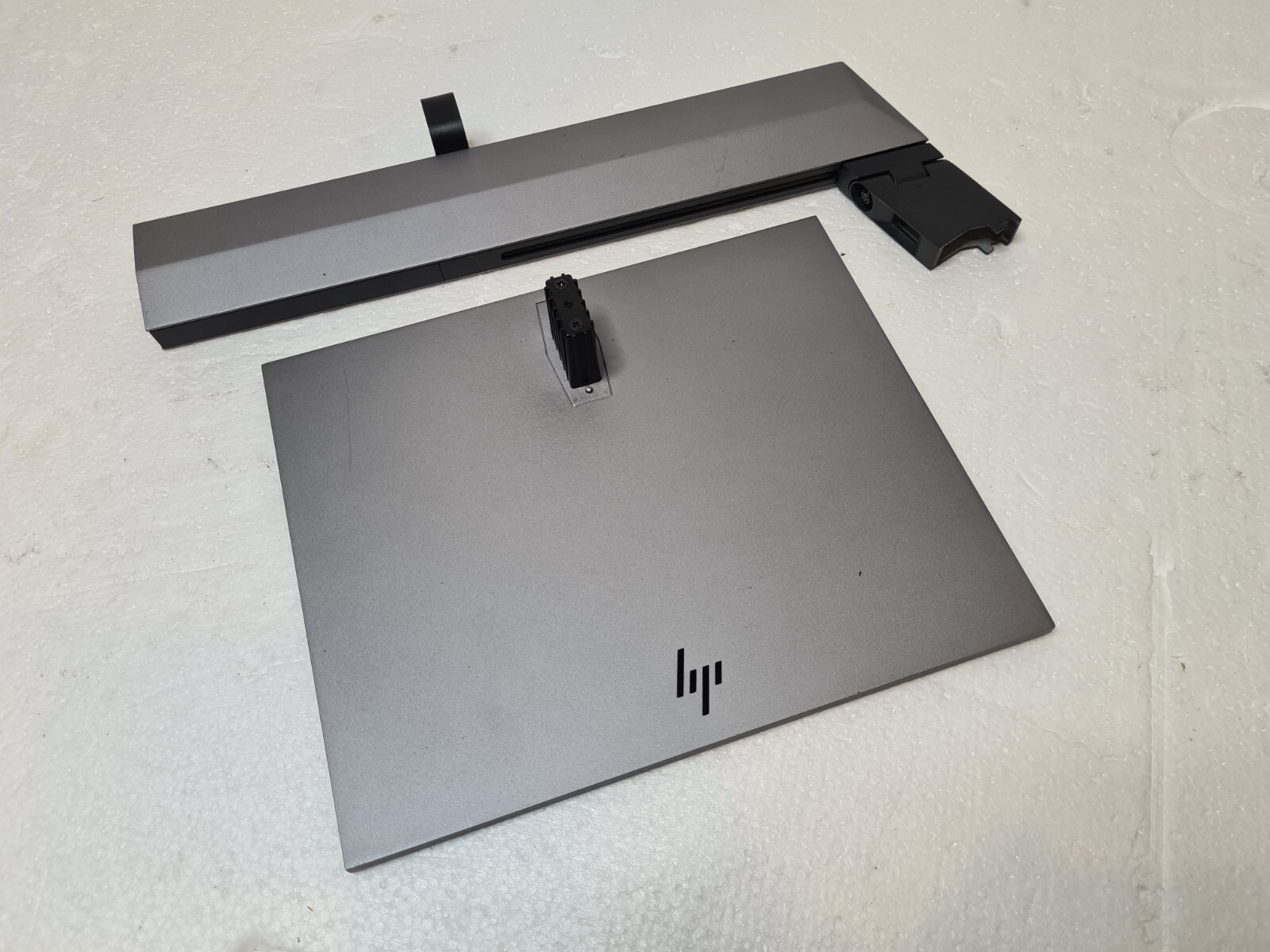 HP M14300-701 Original OEM Base Stand Assembly for Z27Q G3 HP M14300-701 Original OEM Base Stand Assembly for Z27Q G3