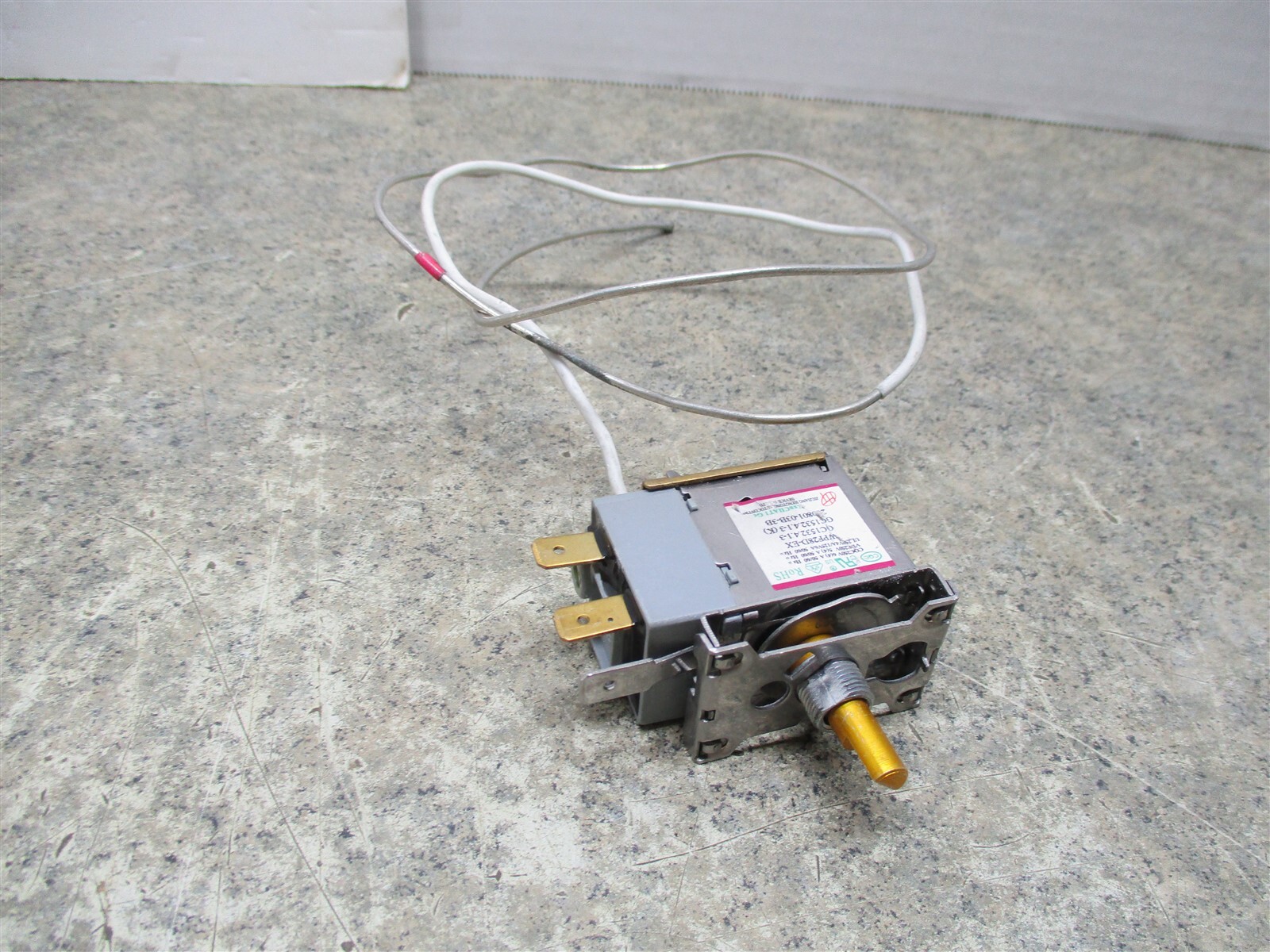 テンダー INSIGNIA FREEZER THERMOSTAT PART # 890133888 | eBay