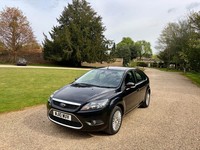 2010 Ford Focus 1.6 Titanium 5dr HATCHBACK Petrol Manual