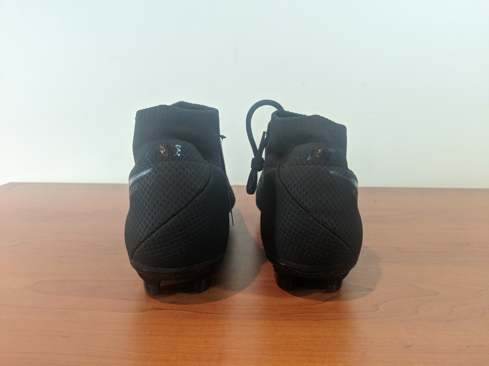 nike phantom vision pro cleats