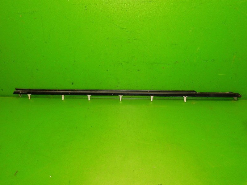91-95 MR2 OEM passenger right door exterior upper top window glass seal trim