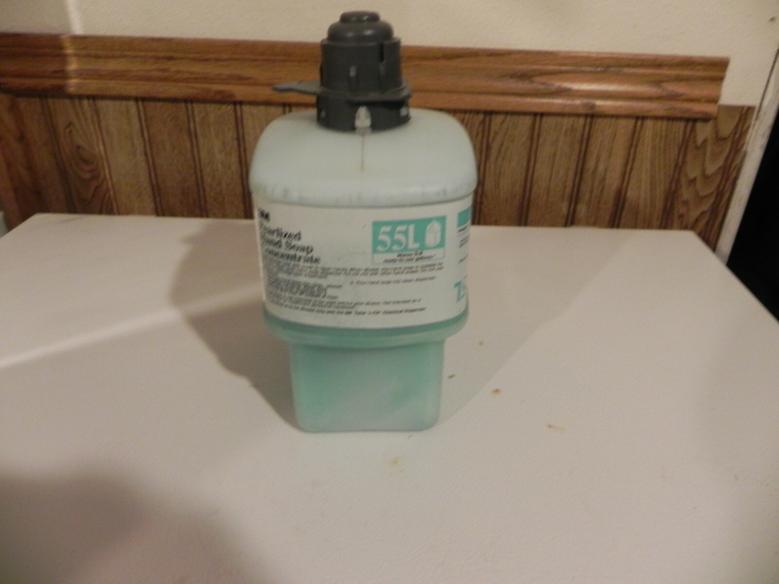 3M 55L Twist-N-Fill Pearlized hand soap