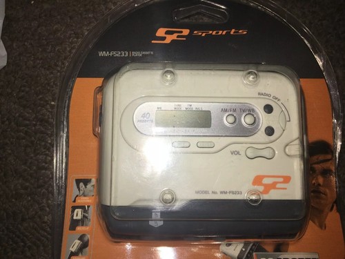 Sony Portable Stereo AM/FM Cassette Walkman WM-FS233 S2 Free Shipping