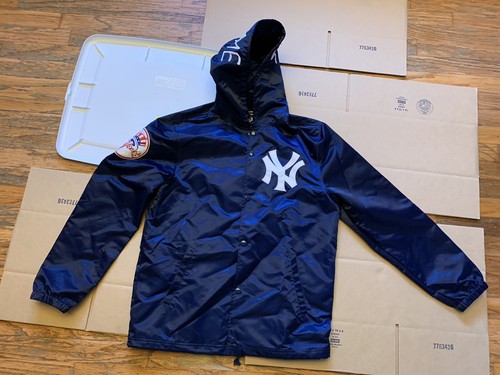 Supreme x Majestic SS15 New York Ny Yankees Satin Hooded Supreme x Majestic SS15 New York Ny Yankees Satin Hooded