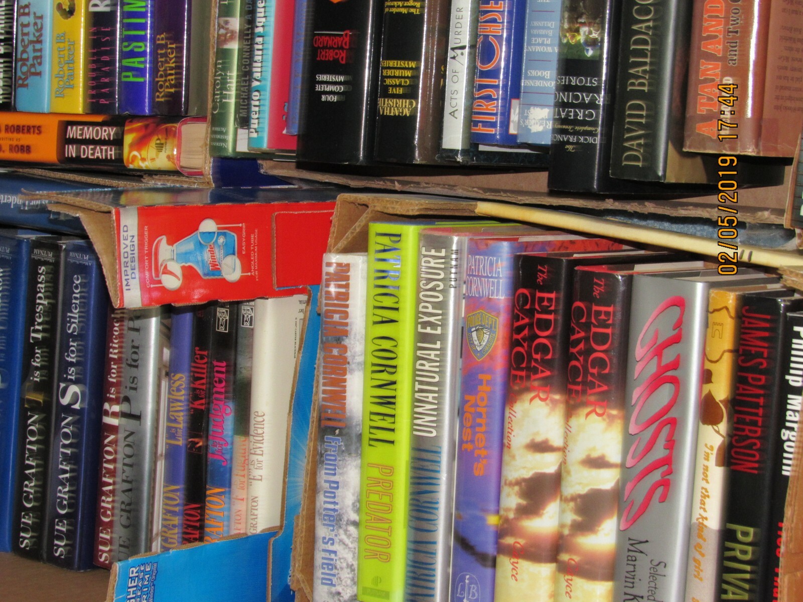 Ever want your own book shop?  *** 1000+ BOOKS ***   Various.