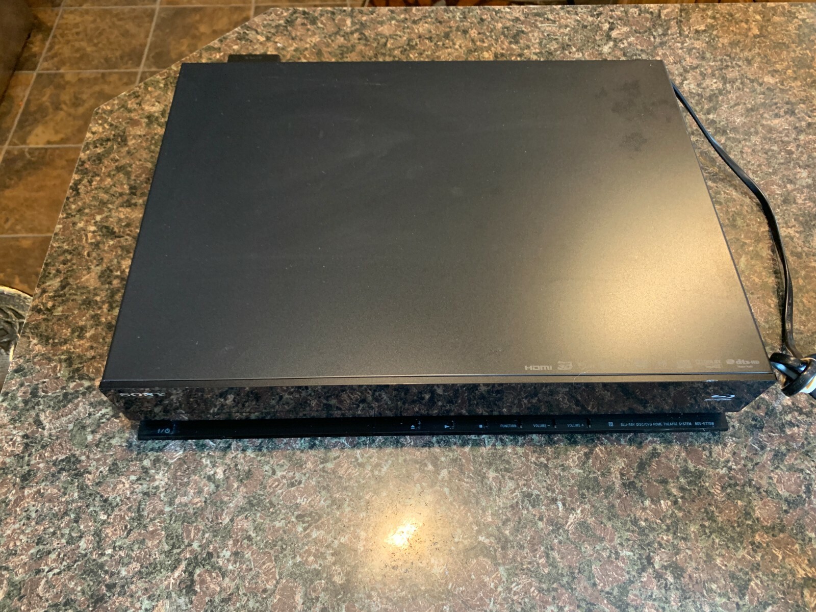 Sony 3D DVD Bluray 5.1Ch 1000W HDMI LAN USB Receiver Amp BDV-E770W?
