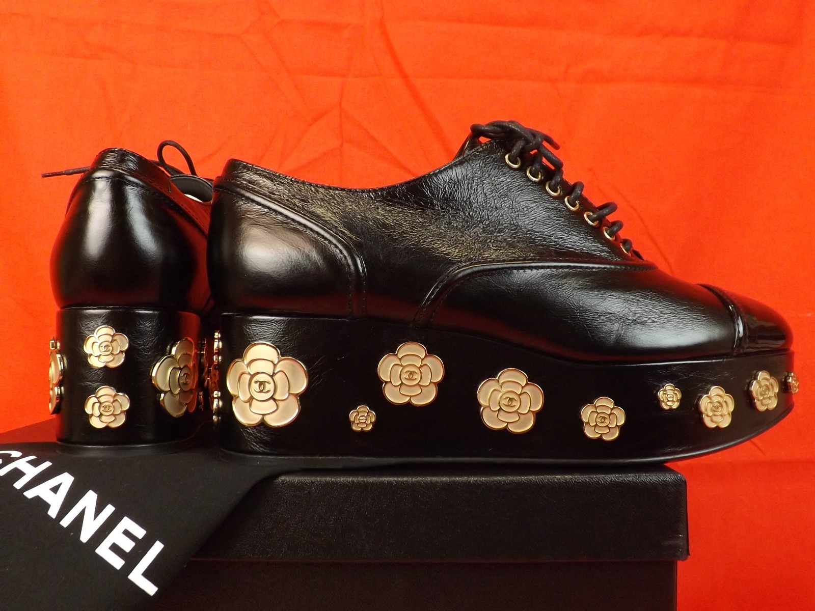 Pre-owned Chanel Black Leather Camellia Cc Platform Cap Toe Lace Up Oxfords 39