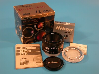 Nikon Nikkor 50mm 1:1.8 AF Prime Lens & L39 52mm Filter  - Mint - New Never Used