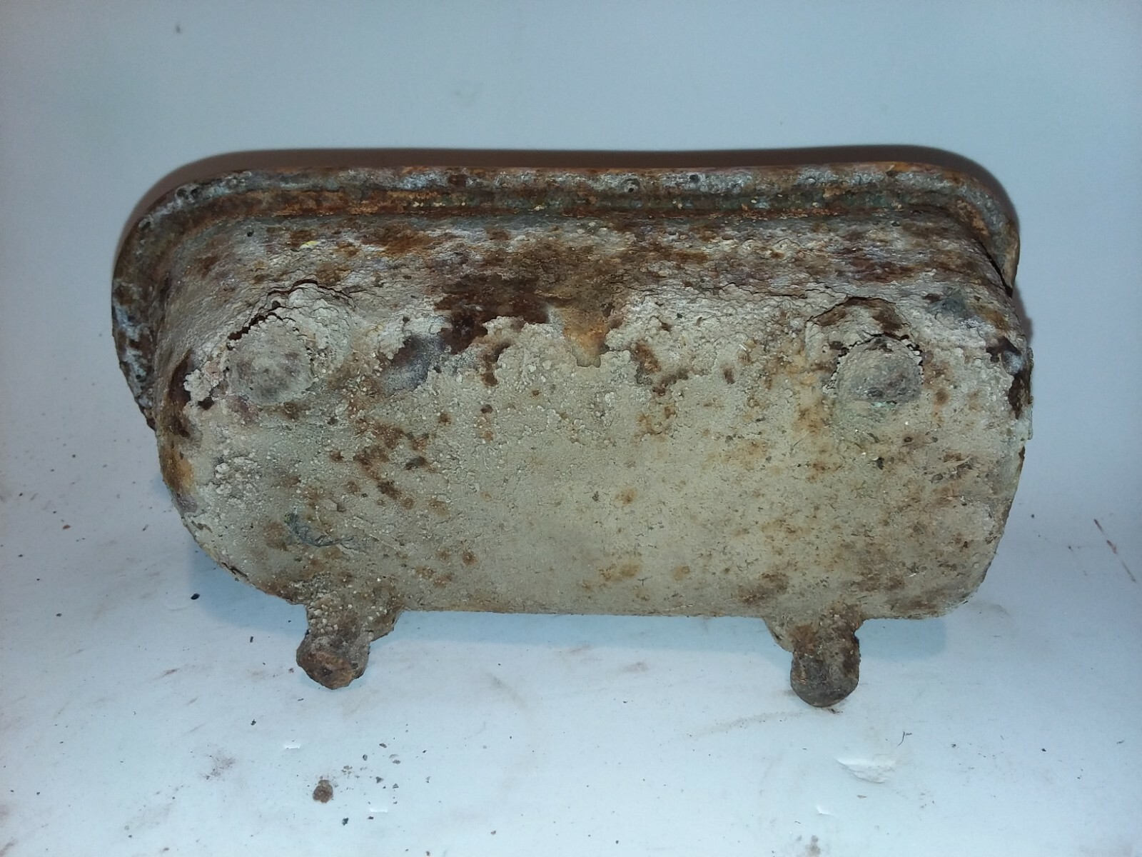 Antique possible salesman sample porcelain bathtub miniature collectible