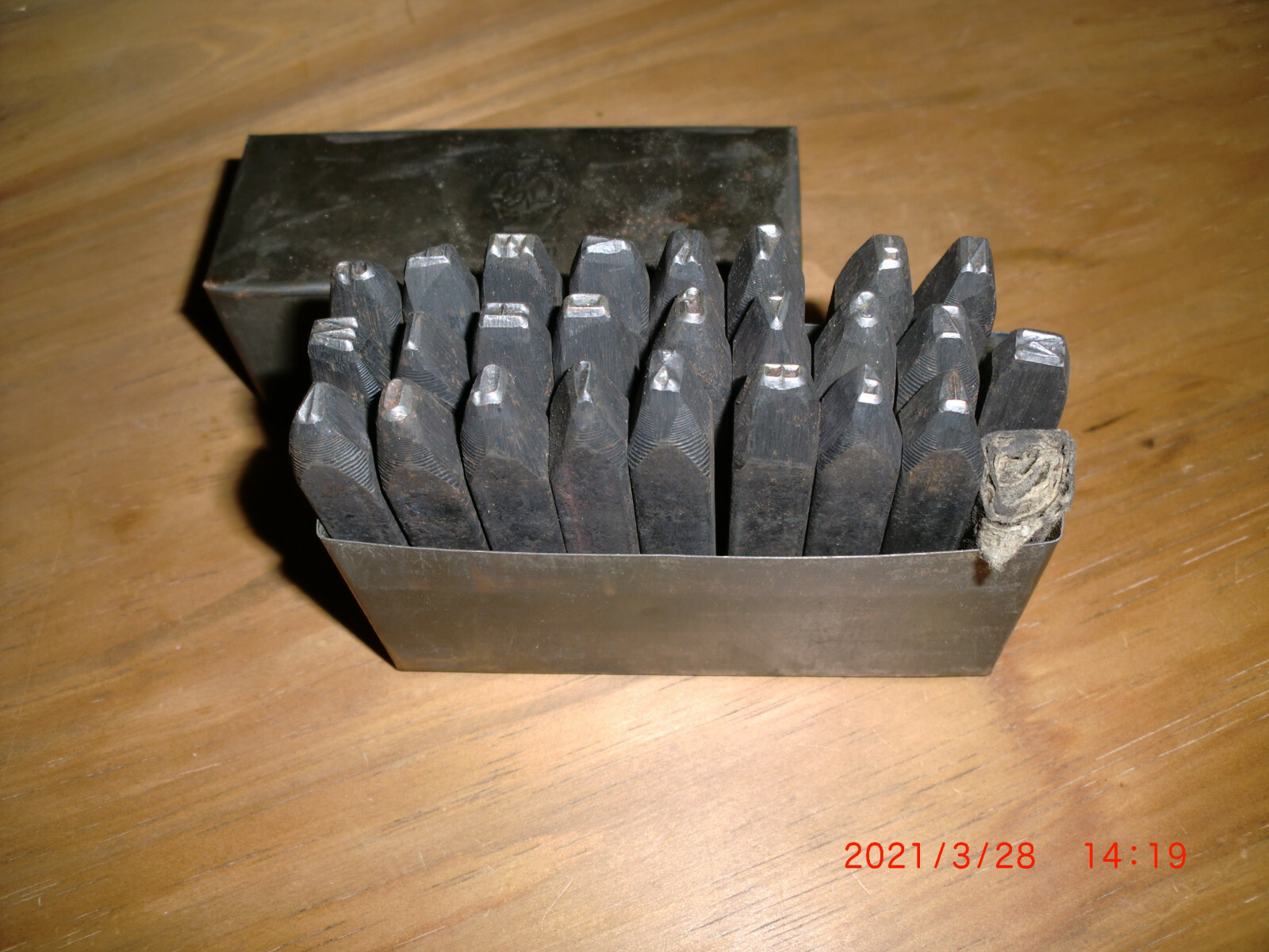 Schlagbuchstaben alt 25 Stück 4mm