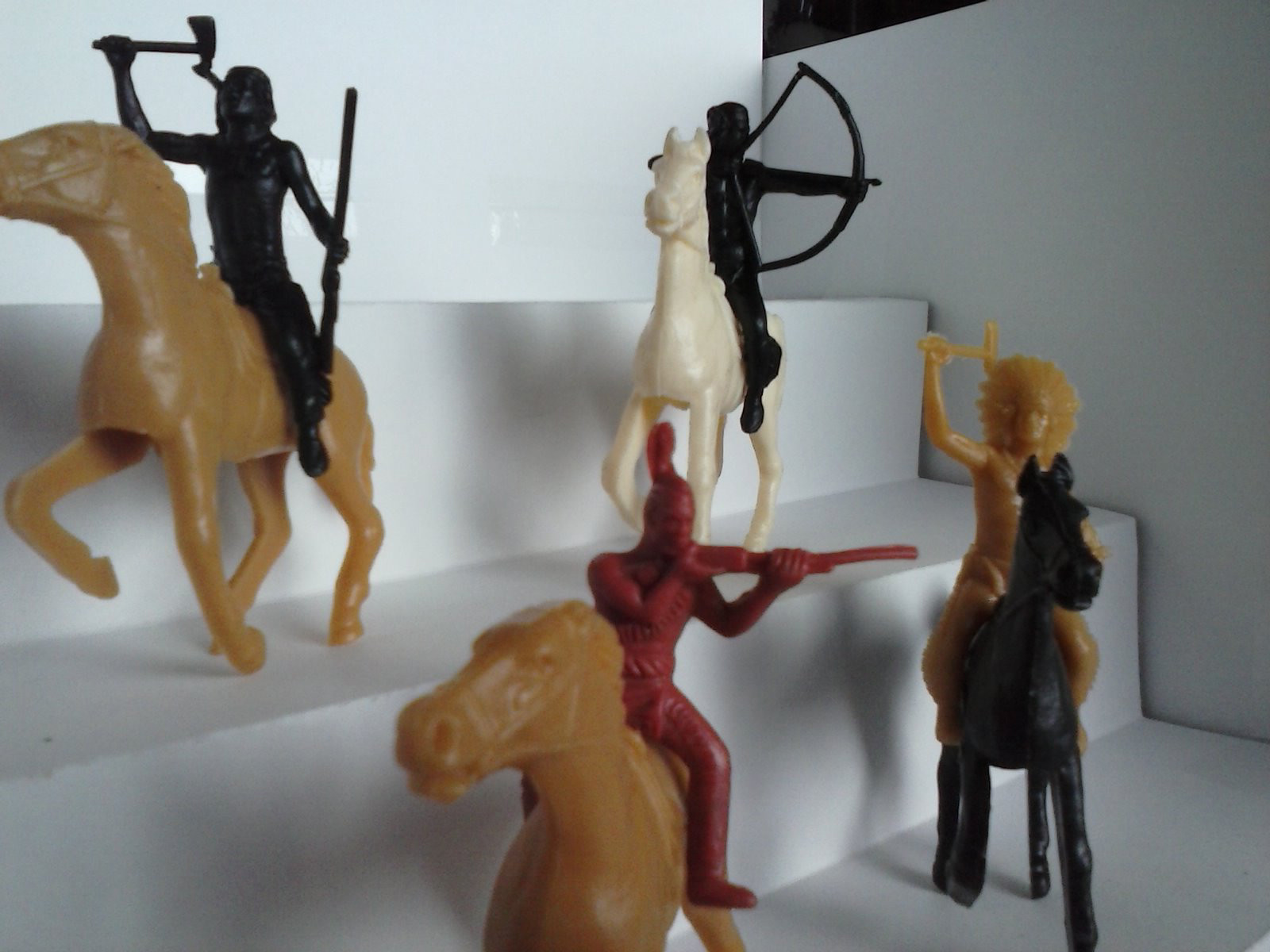 Indians Horses Plastic Playset Figures