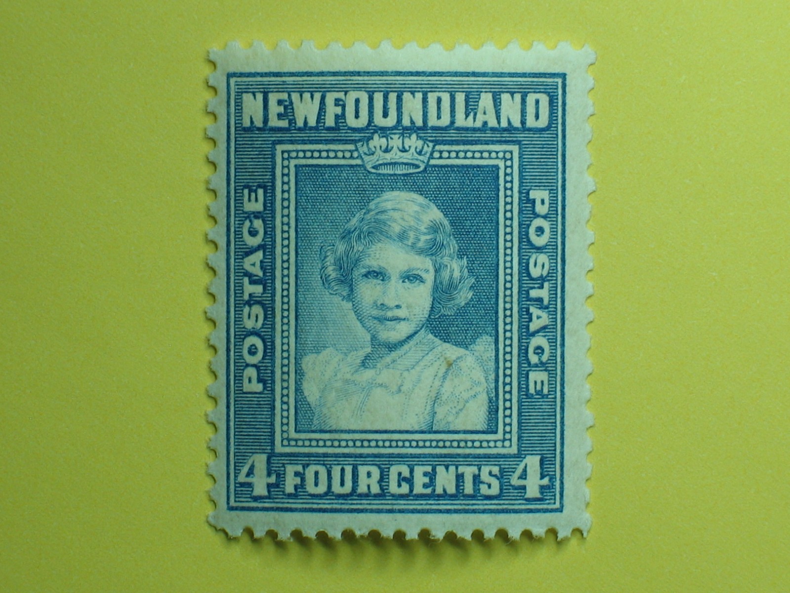 Newfoundland #256, 257,  Mint 2 NH 1941-44 F MNH OG